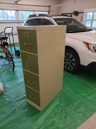 File Cabinet-Steelcase 4 drawer, metal, with locking key