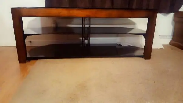 T v stand