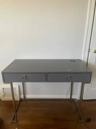 Pre-Owned Grey Desk, EUC Like New
