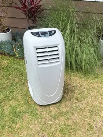 Portable air conditioner