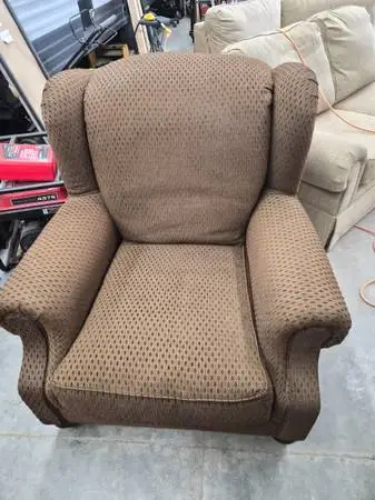 Brown Chair ***DELIVERY AVAILABLE***