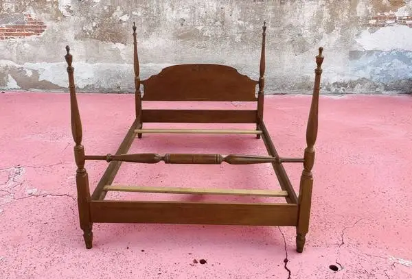Vintage Hitchcock Full Size Four Poster Complete Bed Frame - SOLID MAP