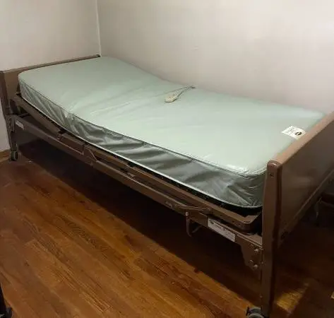 Invacare Electric Hospital Bed A/ New Matress will Deliver
