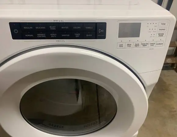 NEW WHIRLPOOL GAS DRYER
