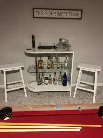 Home -White Bar and 2 stools