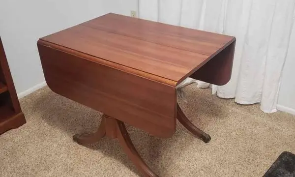 Vintage Duncan Phyfe Style Solid Wood Drop Leaf Table 48x36