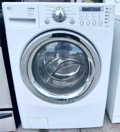 LG  WM2487HWM  TROMM Front Load Washer 4.0 cu. ft., 27 Inch