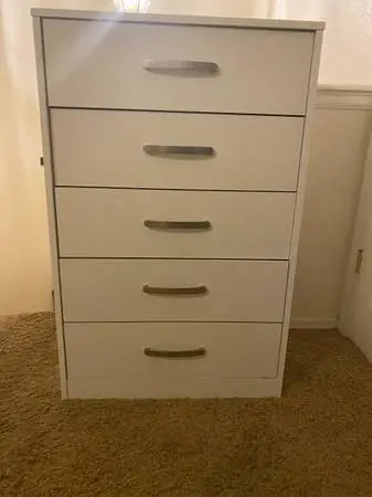 5-Drawer Dresser