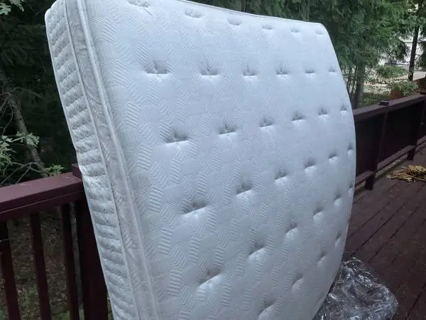 Kingsize Foam and Inner Spring Mattress