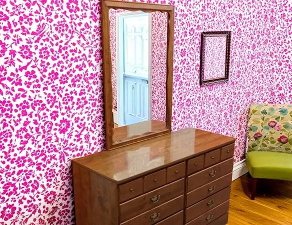Vintage ETHAN ALLEN Heirloom 6 Drawer Dresser and Mirror