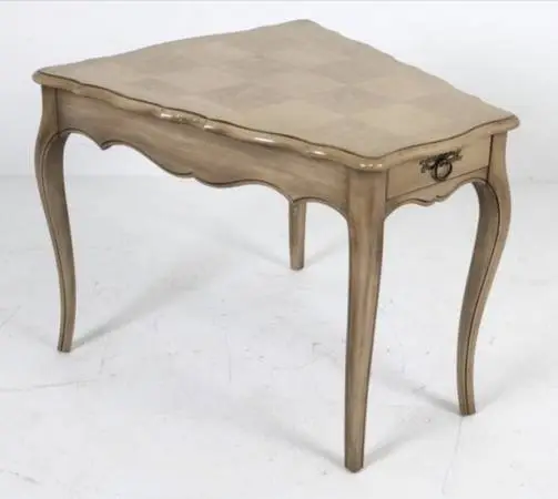 Vintage Scalloped Edge Accent Side End Table With Drawer
