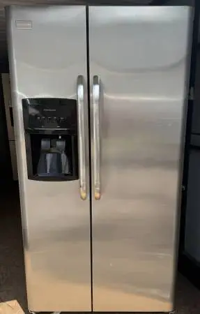 Frigidaire 26 Cu Ft Side-by-Side Refrigerator — Stainless, Ice & Water