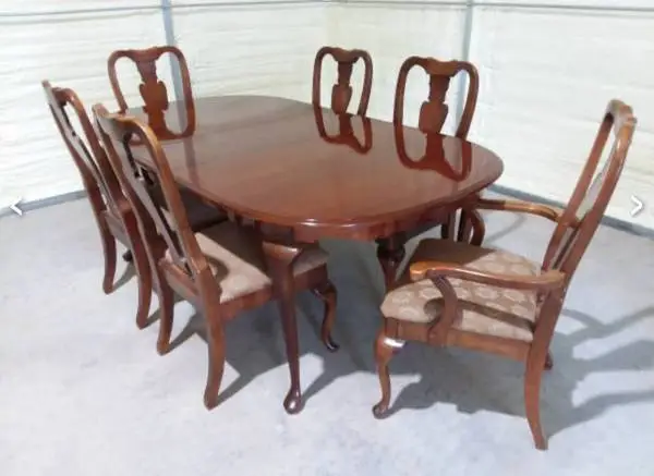 Dining Table Set