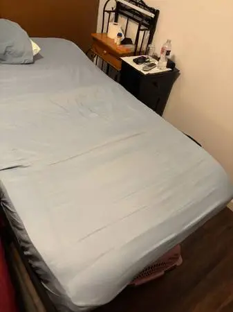 2 XL Twin beds adjustable head n foot