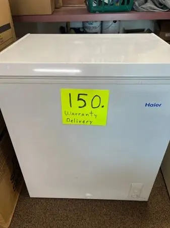Freezer chest 5 ft.³ excellent Warranty,, delivery call/text