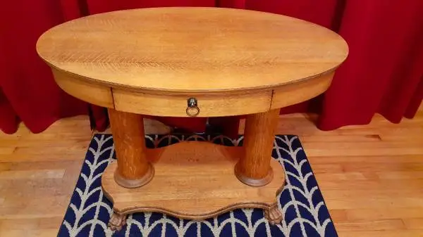 W & H Walker Tiger Oak Claw Feet Parlor Library Oval Table