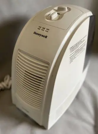 Honeywell 3 gallon humidifier-Quiet Care
