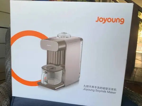 Joyoung DJ10U-K61 Soy Milk Maker - New / Open Box Only for Photos
