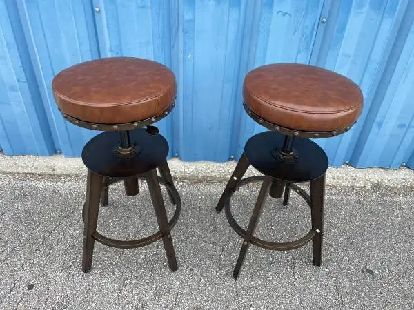SONGMICS Home Barstools -( leather coating,swivel,metal )- Used /Set