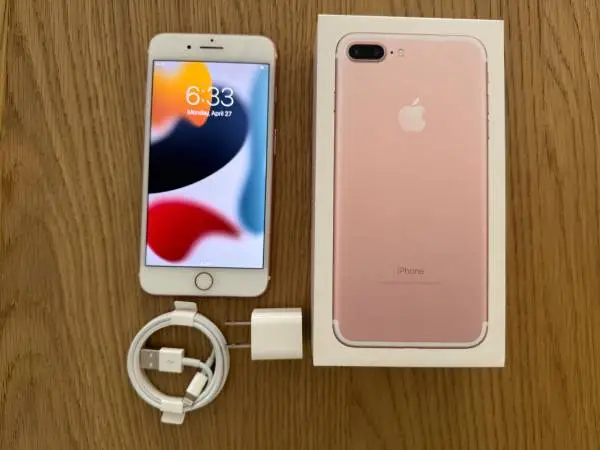 Unlocked Apple iPhone 7 Plus 128GB Rose Gold w/ Box + Charger