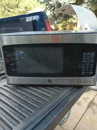 Ge microwave