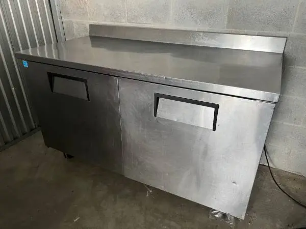 True TWT-60 Worktop Stainless Steel 2-Door Refrigerator