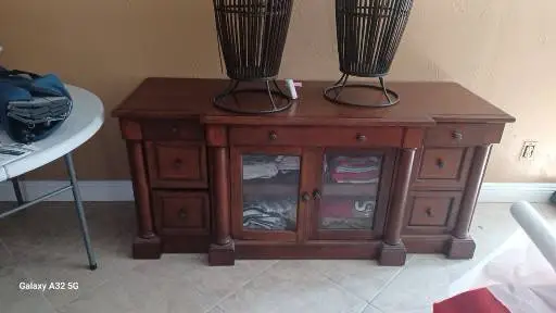 Oak Cabinet Lots of Storage like new