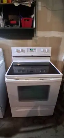 *~ Whirlpool Glass Top Range (Stove /Oven) ~* Can deliver