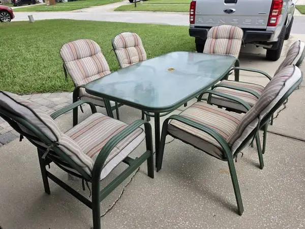 7 Piece Metal Patio Set-Great Condition with Cushions