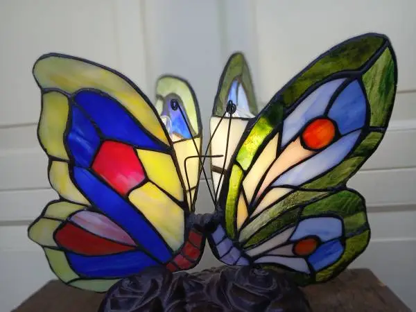 TIFFANY STYLE DOUBLE BUTTERFLY LAMP
