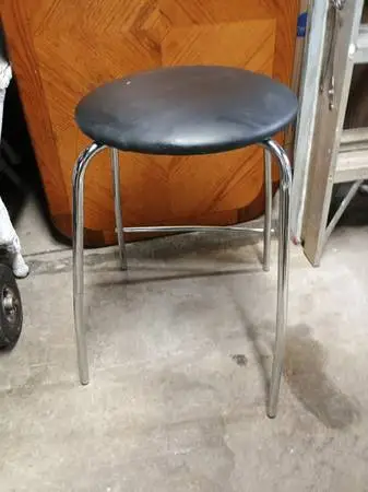 Black and chrome barstool