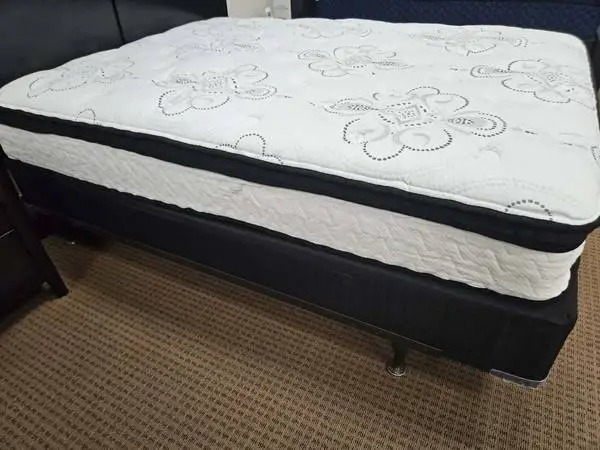12 Chime Hybrid Queen Mattress-NEW
