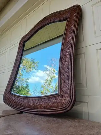 LEXINGTON TOMMY BAHAMA MIRROR