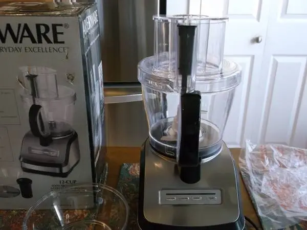 Farberware 12c Food Processor ~NEW W/ BOX
