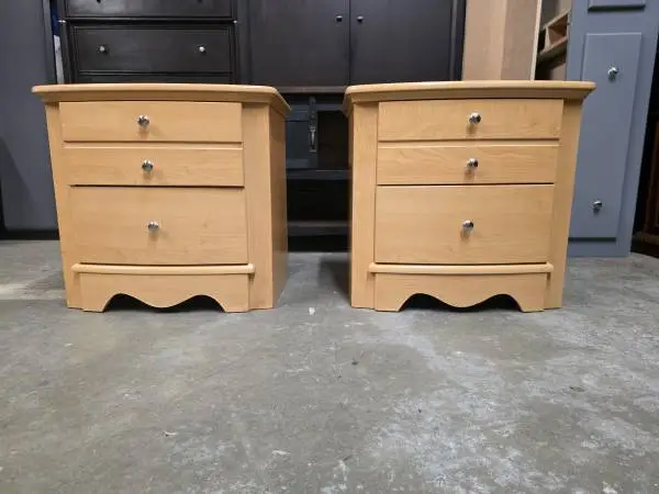 Set of 2 Modern Honey Oak Nightstands