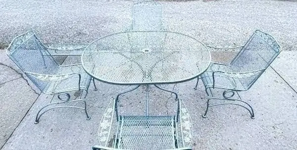 Meadowcraft Dogwood Wrought-Iron Table & (4) High-Back Spring Chairs..