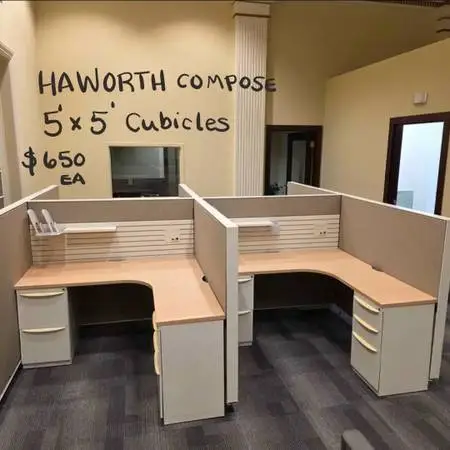 5 x 5 HAWORTH CUBICLES