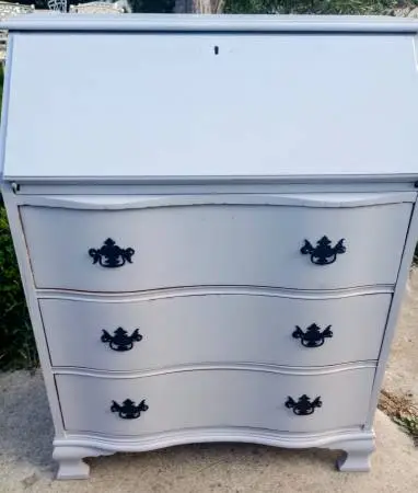 VINTAGE WOODEN SECRETARY DESK DRESSER