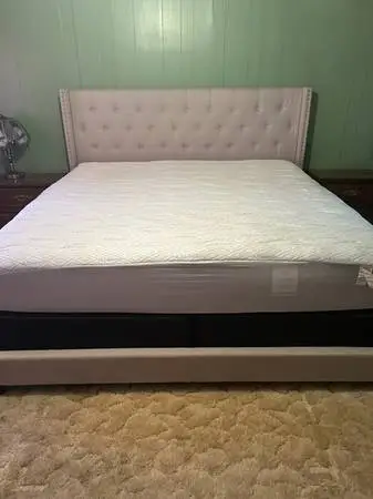 King frame & Mattress set
