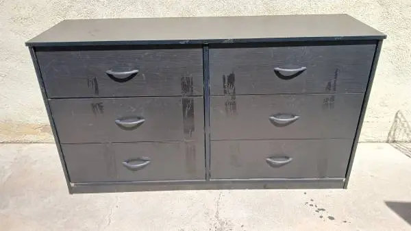 Dresser