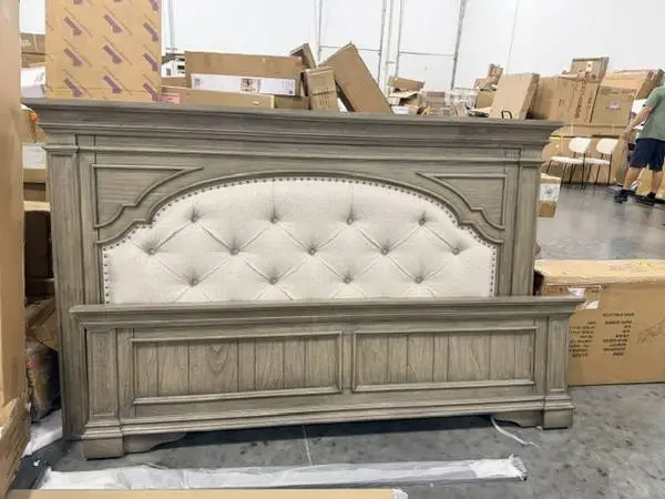 Highland Park Waxed Driftwood Upholstered King Headboard And Footboard