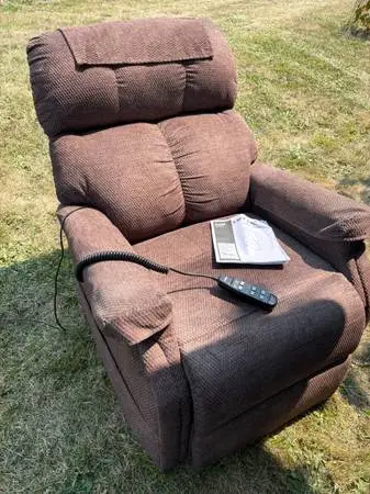 Pride Zero Gravity Infinity Lift Chair Recliner 375LB Wt Lmt Can Deliv