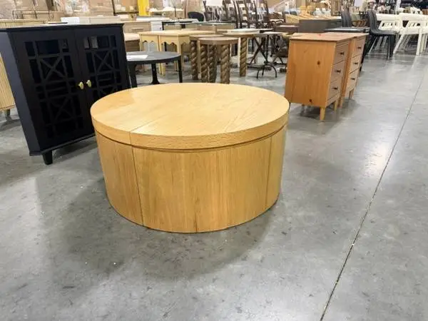 Maren 32 Storage Round Coffee Table Natural Oak Brand New