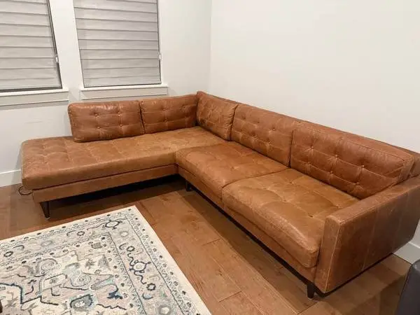Leather Santiago Ale sectional