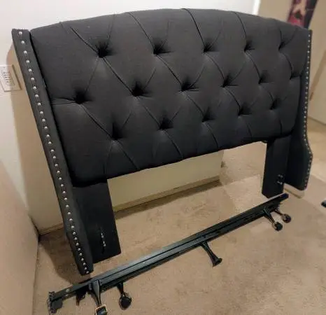 Headboard + Frame (Queen)