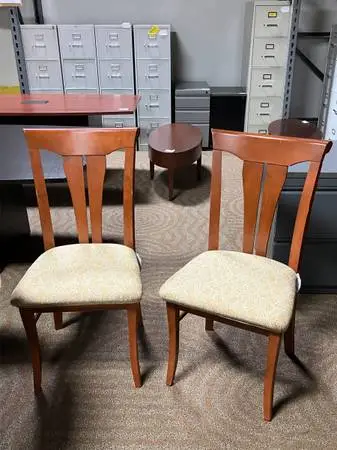 HURRY - Used Dining Room Chairs