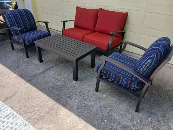 PATIO 4 PIECE ALUMINUM CONVERSATION SET with SUNBRELLA CUSHIONS