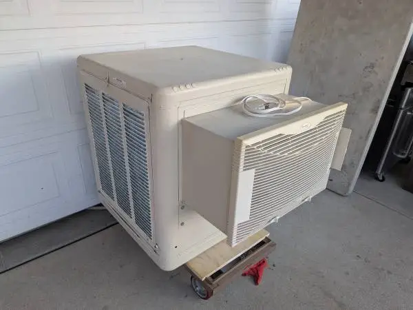 EVAPORATIVE COOLER
