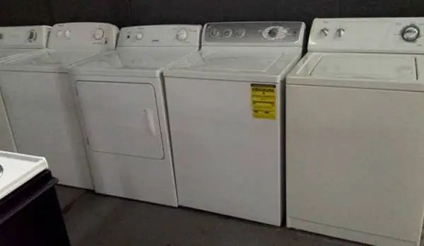Sets for a washer and dryer great condition