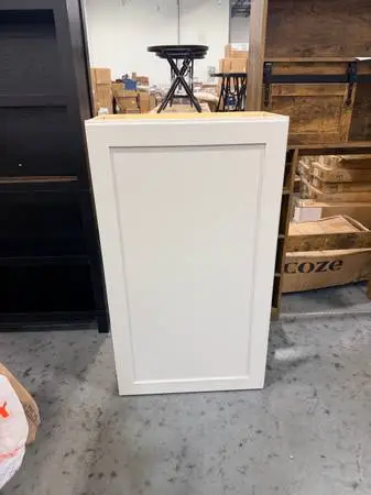 Hampton Bay Avondale 24x42 Shaker Wall Kitchen Cabinet Antique White